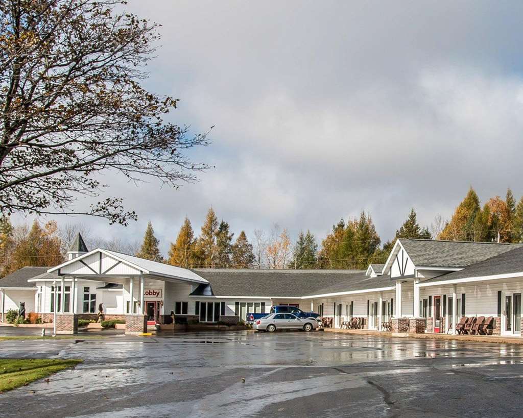 Econo Lodge Lakeshore Manistique Exterior foto